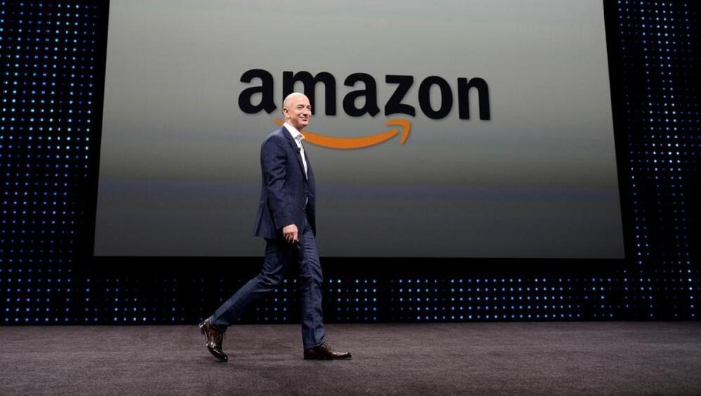 Dueño Amazon 10 Lujos más costosos de Jeff Bezos, dueño de AMAZON - Dato Curioso